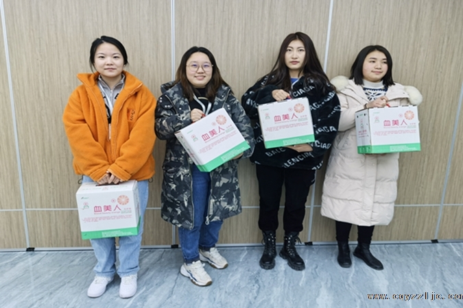 情意浓浓过元宵